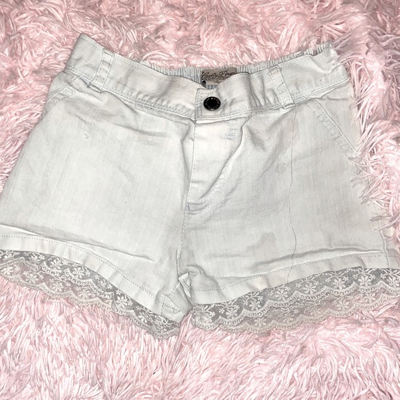 2 Par Grls Arzona Shorts sze 16 Plus